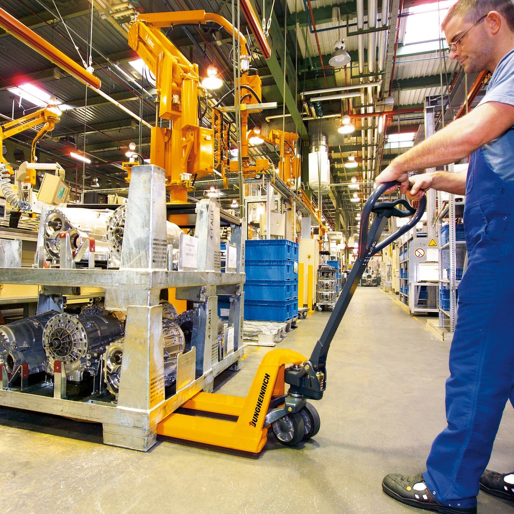 Produktabbildung Nr. 5: Jungheinrich Handhubwagen AM 22 mit Schnellhub, Tragfähigkeit 2.200 kg, Gabellänge 1.150 mm, Nylon